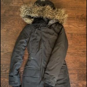 Barely worn Aritzia Bancroft Parka